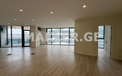  Сдаётся 137 m² площадь Офис в Сабуртало  на ул. М.Алексидзе 