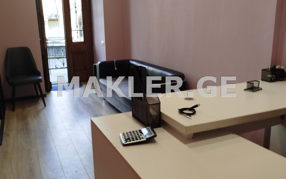  Kiralık 50 m²  İşyeri in Chugureti dist.  in Agmashenebeli ave. 