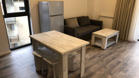 Продается 2 комнатная  Квартира в Ваке