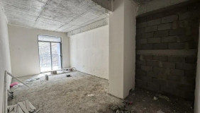 იყიდება 3 ოთახიანი  ბინა ლისის ტბაზე