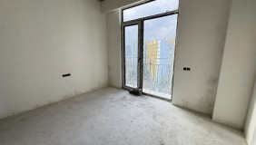 იყიდება 3 ოთახიანი  ბინა საბურთალოზე