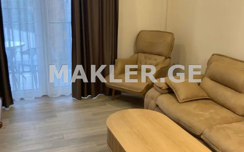  Продается 3 комнатная  Квартира в Сабуртало  на улице Акакия Гахокидзе 