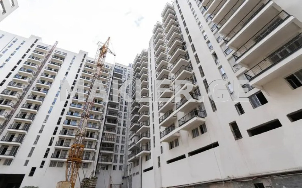  Продается 3 комнатная  Квартира в Сабуртало  на ул. С. Цинцадзе 