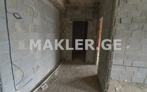  Продается 3 комнатная  Квартира в Сабуртало  на ул. С. Цинцадзе 