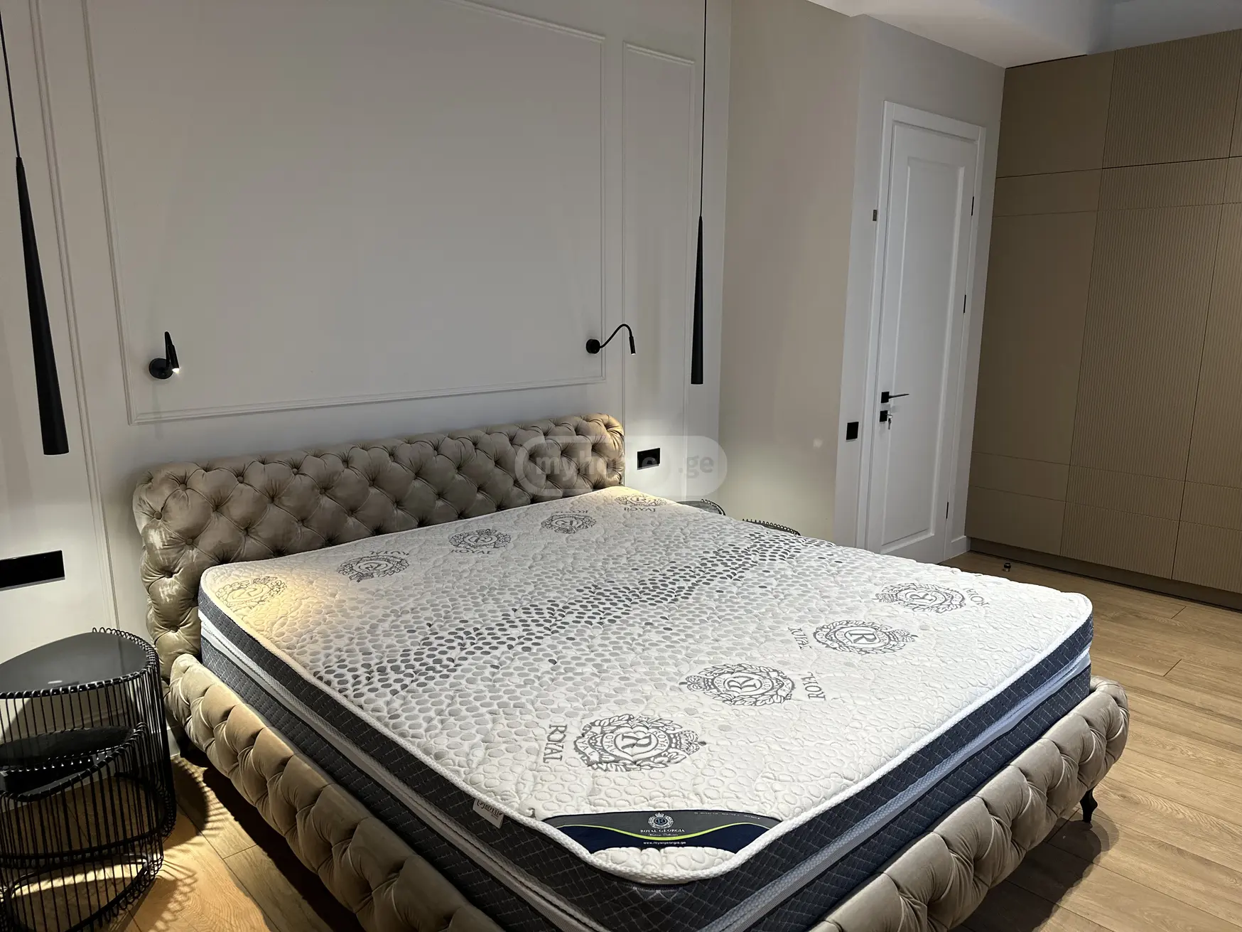  ქირავდება 4 ოთახიანი  ბინა ლისის ტბაზე