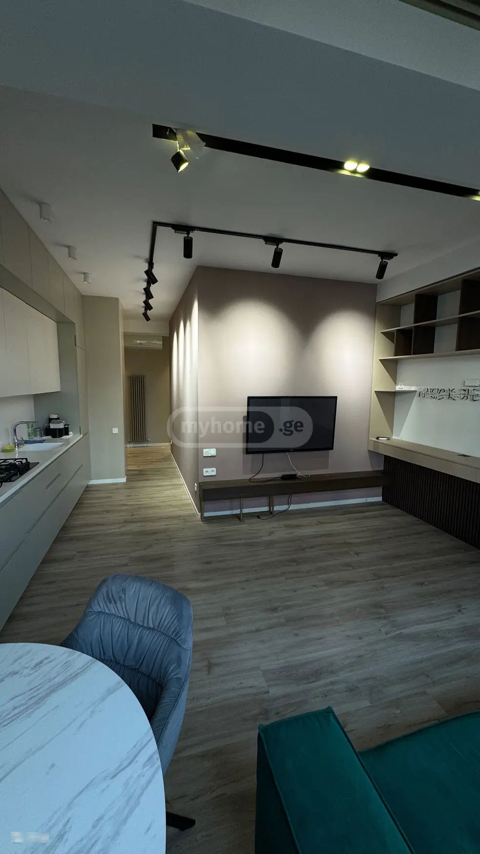 Продается 3 комнатная  Квартира в Ваке