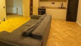 Продается 2 комнатная  Квартира на Плато Нуцебидзе