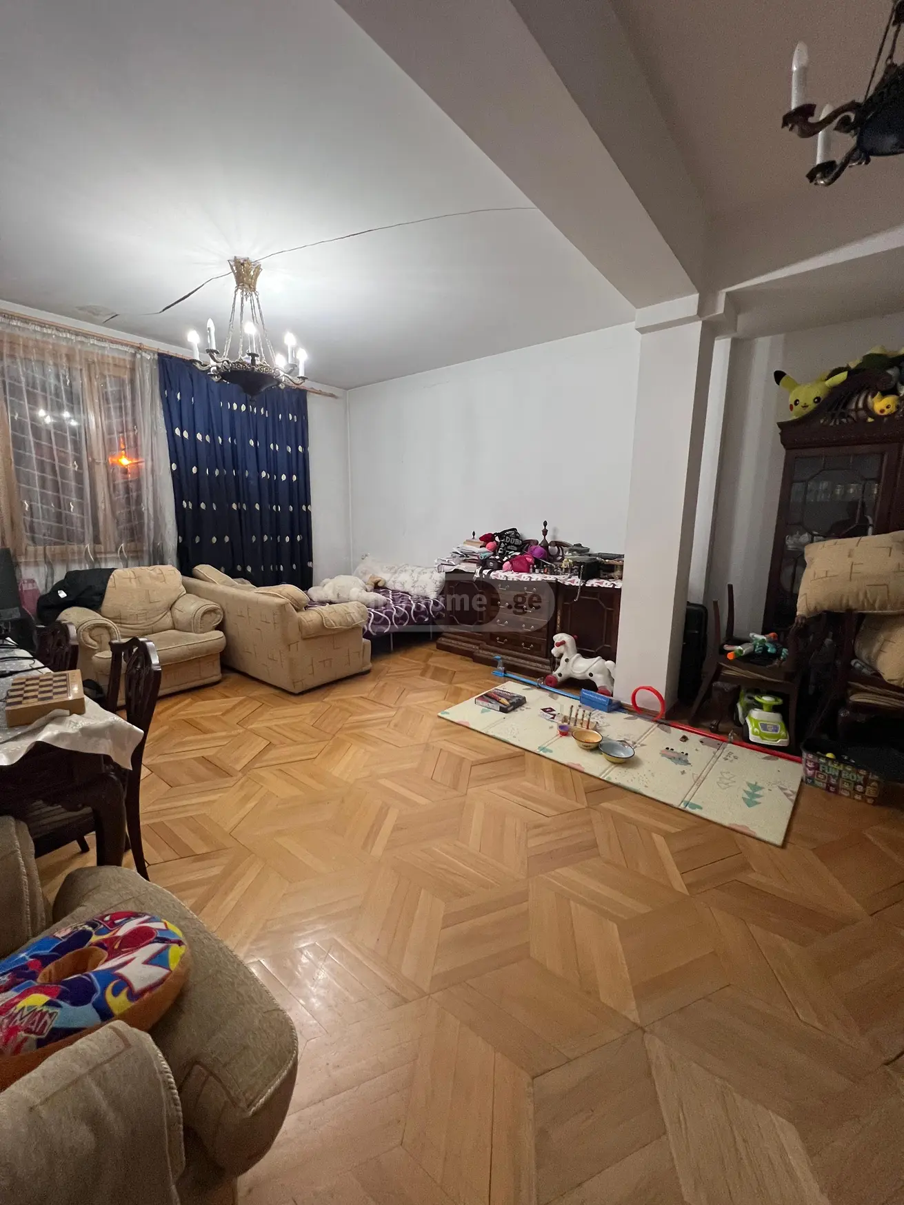 იყიდება 4 ოთახიანი  ბინა ლილოში