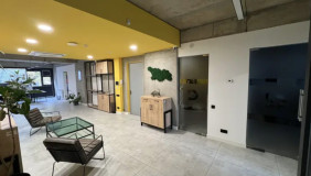 Kiralık 173 m²  Büro & Ofis in Vake dist.