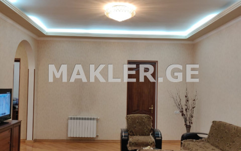  For Rent 4 room  Apartment in Mtatsminda dist. (Old Tbilisi)  in Baratashvili st. 