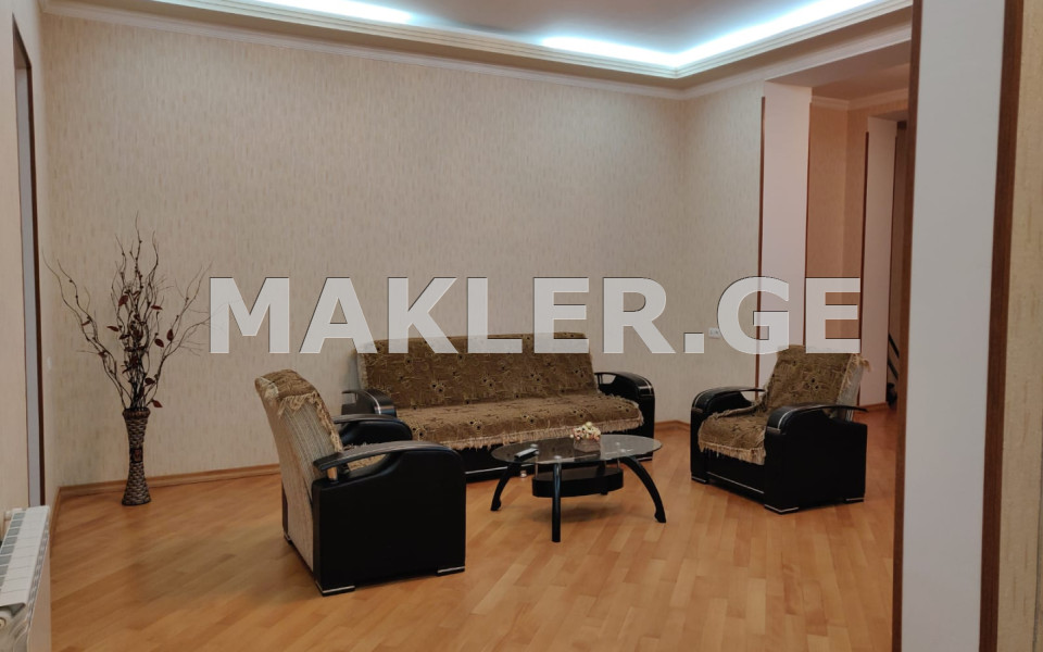 For Rent 4 room  Apartment in Mtatsminda dist. (Old Tbilisi)  in Baratashvili st. 