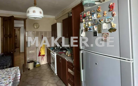  Продается 3 комнатная  Квартира на Плато Нуцебидзе