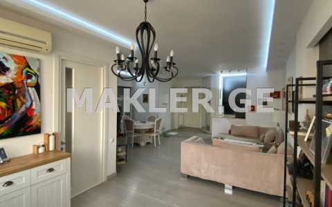  Продается 2 комнатная  Квартира в Сабуртало  на ул. С. Цинцадзе 