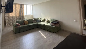 Продается 4 комнатная  Квартира на Плато Нуцебидзе