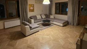 Продается 2 комнатная  Квартира на Плато Нуцебидзе