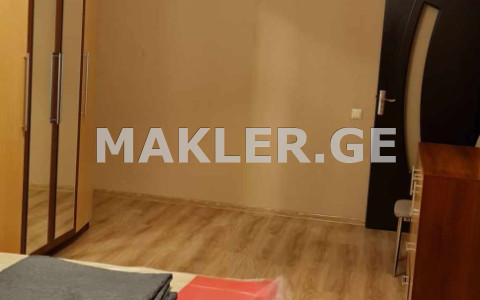  ქირავდება 3 ოთახიანი  ბინა ვაკეში  ნ. რამიშვილის ქუჩაზე 