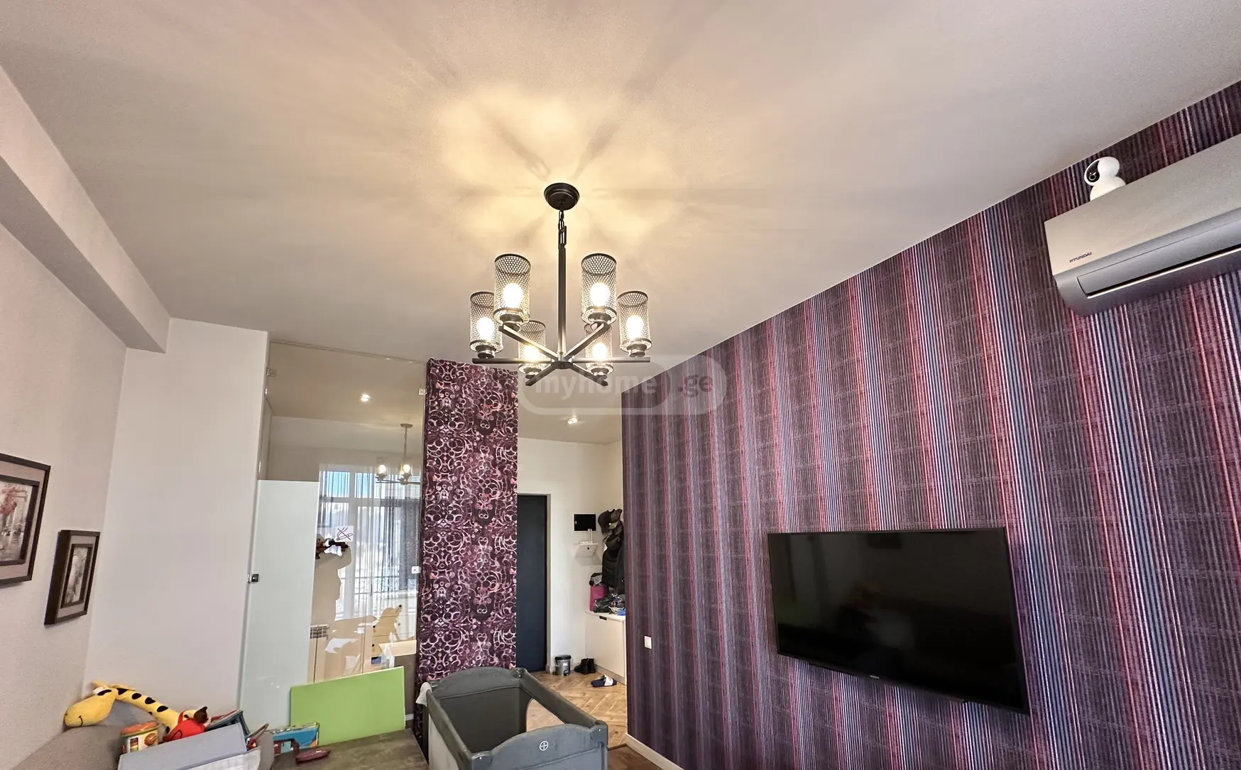  For Rent 2 room  Apartment in Saburtalo dist.  in Kavtaradze st. 