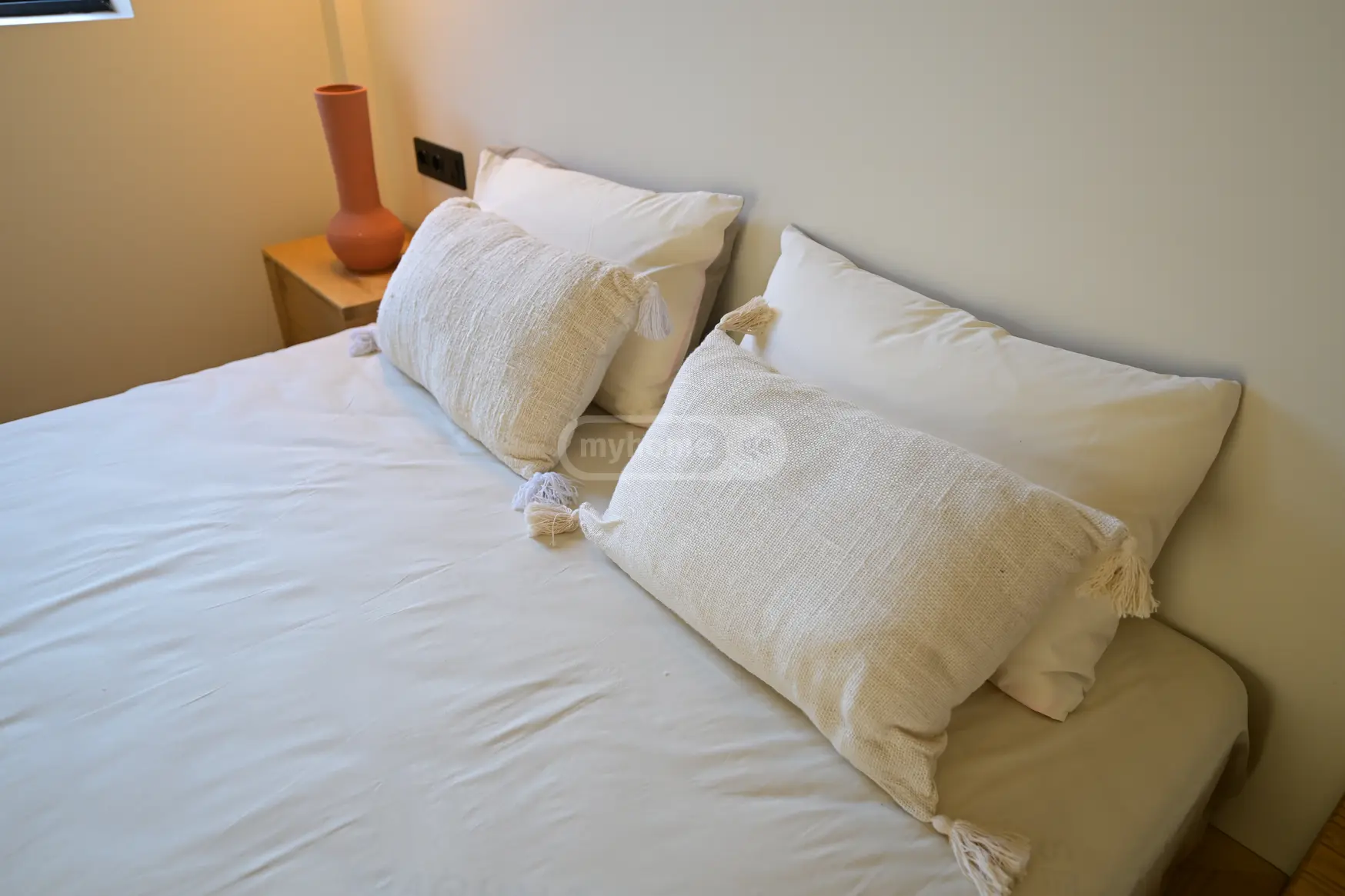  For Rent 2 room  Apartment near the Lisi lake