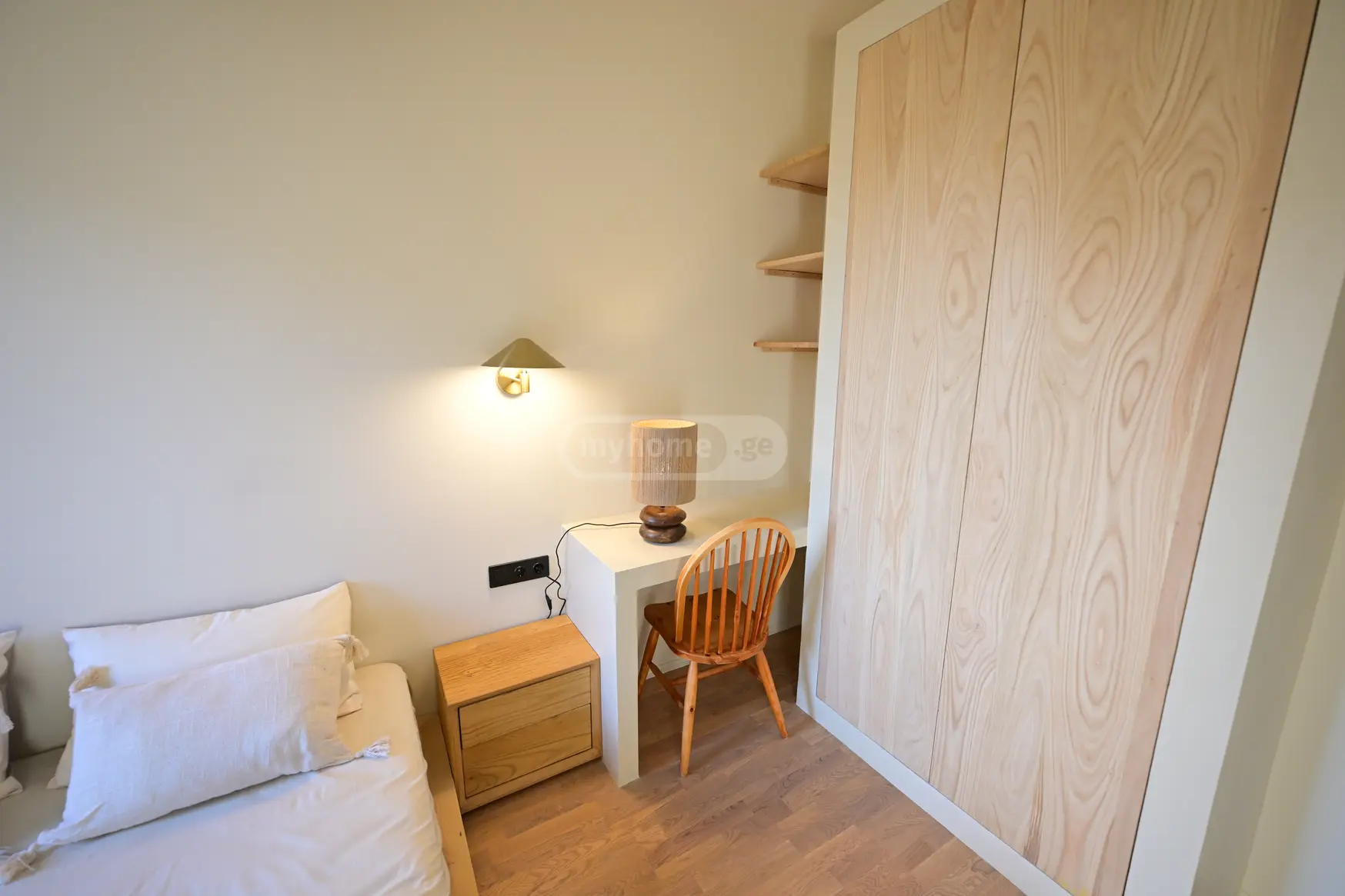  For Rent 2 room  Apartment near the Lisi lake