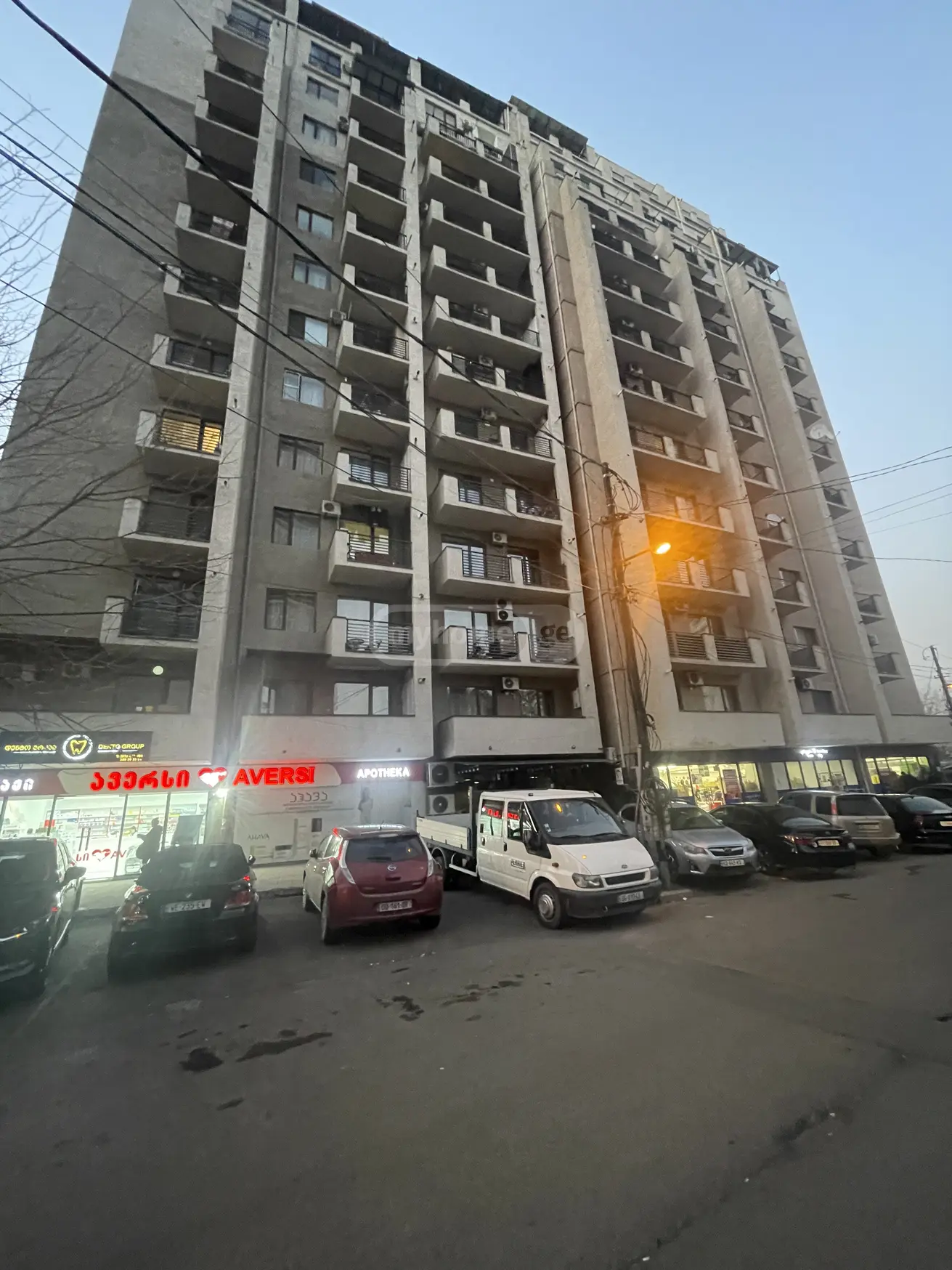  ქირავდება 2 ოთახიანი  ბინა საბურთალოზე  ბოჭორიშვილის ქუჩაზე 