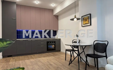  იყიდება 2 ოთახიანი  ბინა საბურთალოზე  ქავთარაძის ქუჩაზე 