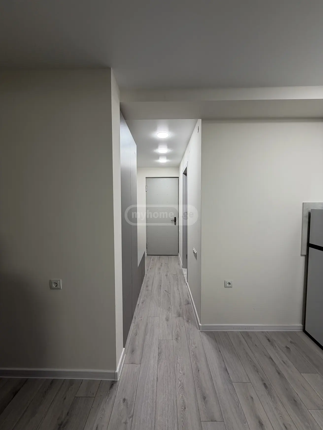  For Rent 2 room  Apartment in Vake dist.  in  Shatberashvili st. 