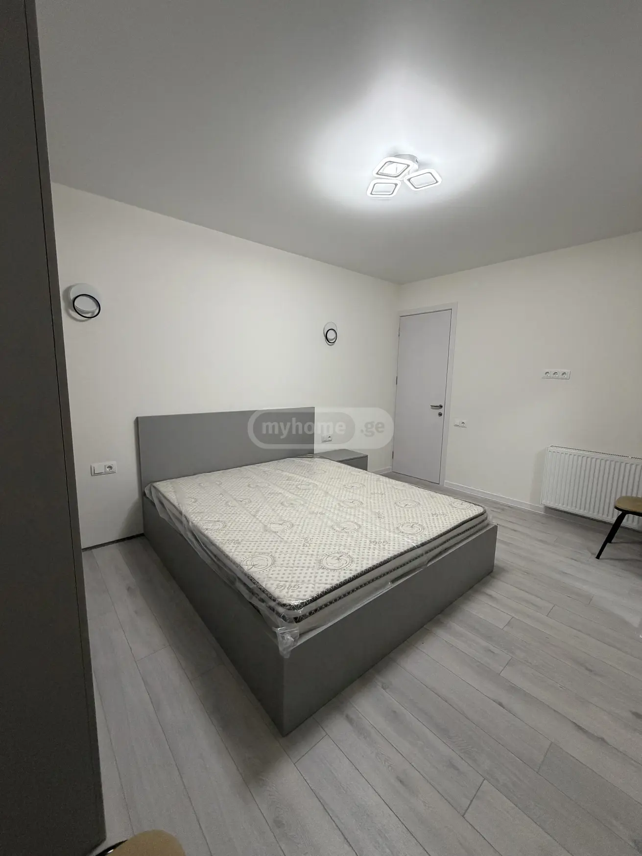  For Rent 2 room  Apartment in Vake dist.  in  Shatberashvili st. 