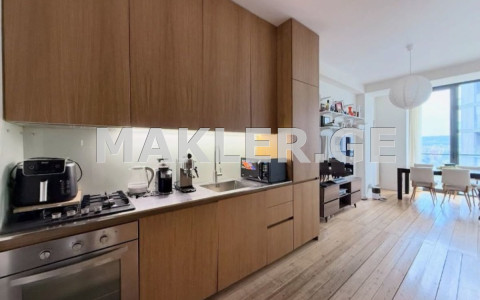  Сдаётся 3 комнатная  Квартира в Ваке  Улица Зураба Авалишвили 