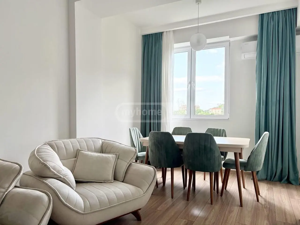  For Sale 3 room  Apartment in Vake dist.  in N. Djvania st. 