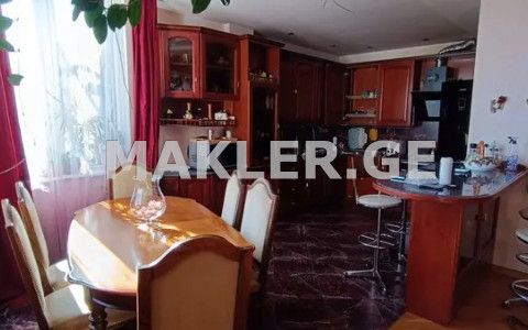  Продается 3 комнатная  Квартира на Вера  на ул. Барнови 