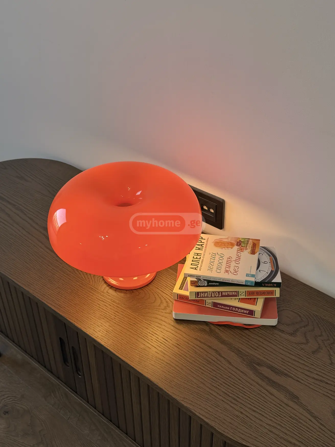  For Rent 2 room  Apartment in Vake dist.  in Kipshidze st. 