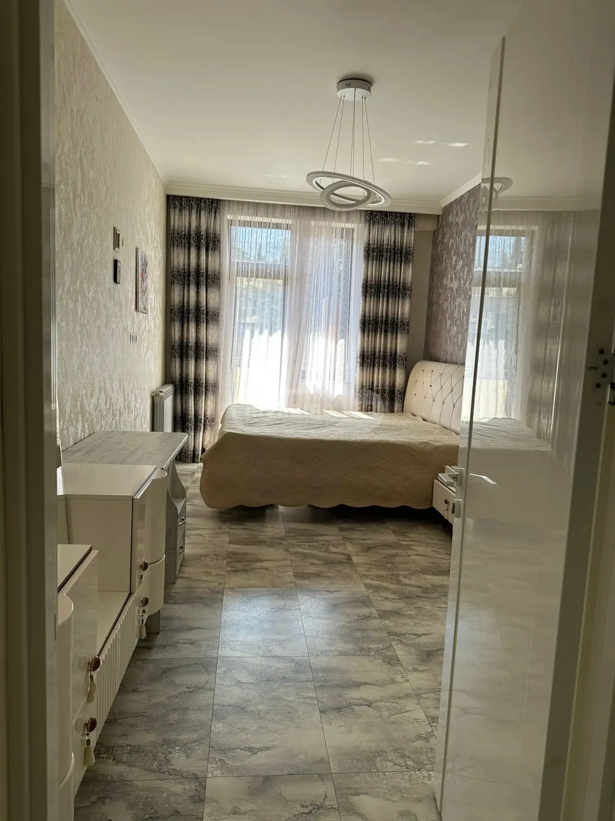  For Rent 2 room  Apartment in Vake dist.  in I. Chavchavadze Ave. 