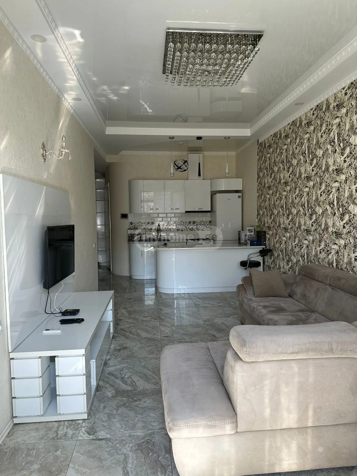  For Rent 2 room  Apartment in Vake dist.  in I. Chavchavadze Ave. 