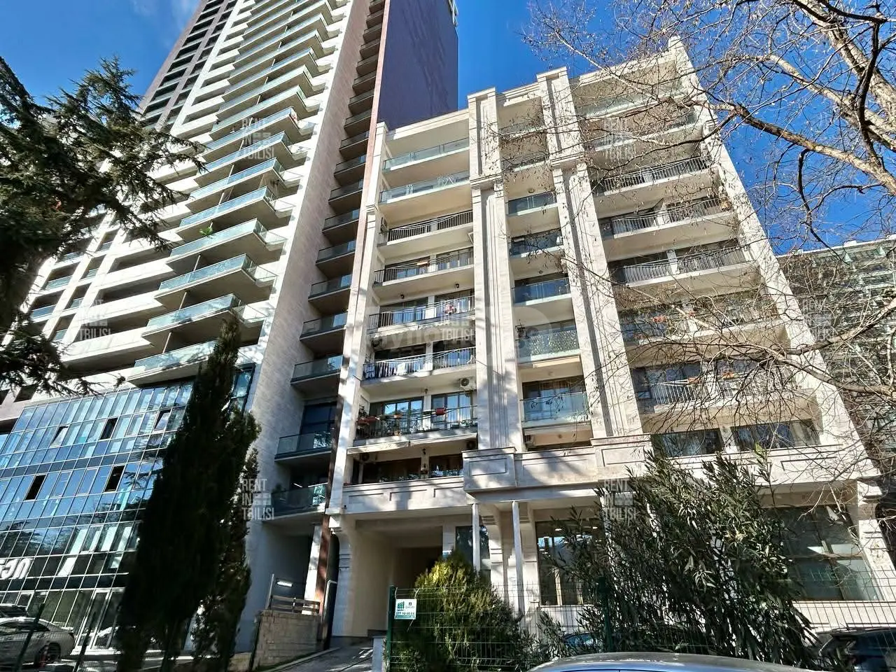  For Rent 2 room  Apartment in Saburtalo dist.  in Tamarashvili st. 