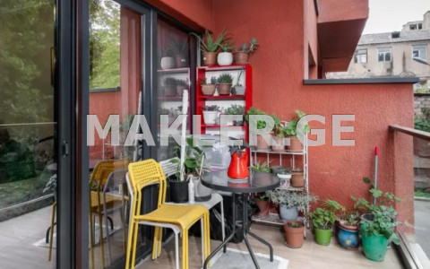  Satılık 2   Daire in Saburtalo dist.  in Tamarashvili st. 