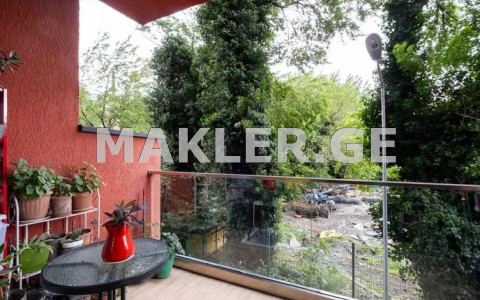  Satılık 2   Daire in Saburtalo dist.  in Tamarashvili st. 