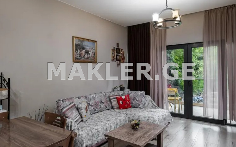  Satılık 2   Daire in Saburtalo dist.  in Tamarashvili st. 