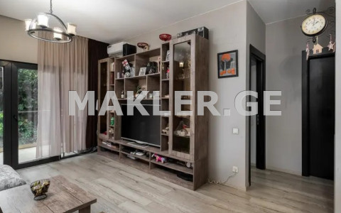  Satılık 2   Daire in Saburtalo dist.  in Tamarashvili st. 