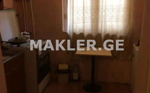  Satılık 2   Daire in Sololaki dist. (Old Tbilisi)  in Amagleba st. 