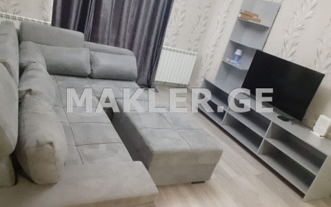  Продается 2 комнатная  Квартира в Варкетили  в пос. Аэродрома ул. III 