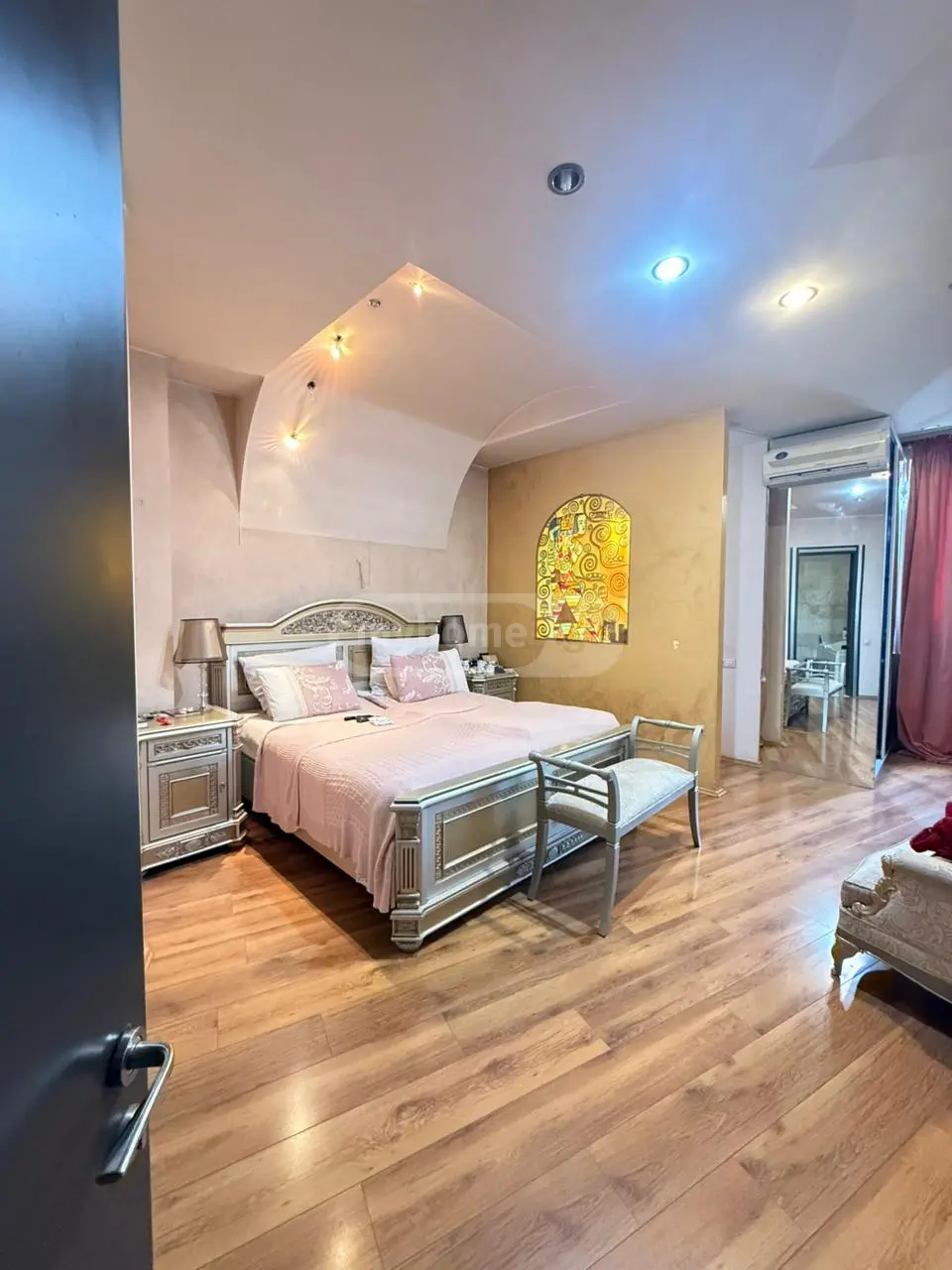  Satılık 3   Daire in Vera dist.  in Tarkhnishvili st. 