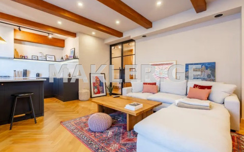  Продается 3 комнатная  Квартира в Ваке  на ул. Шатберашвили 