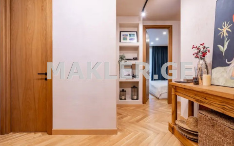  For Sale 3 room  Apartment in Vake dist.  in  Shatberashvili st. 