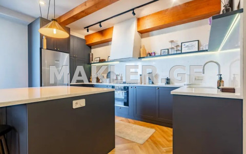  For Sale 3 room  Apartment in Vake dist.  in  Shatberashvili st. 