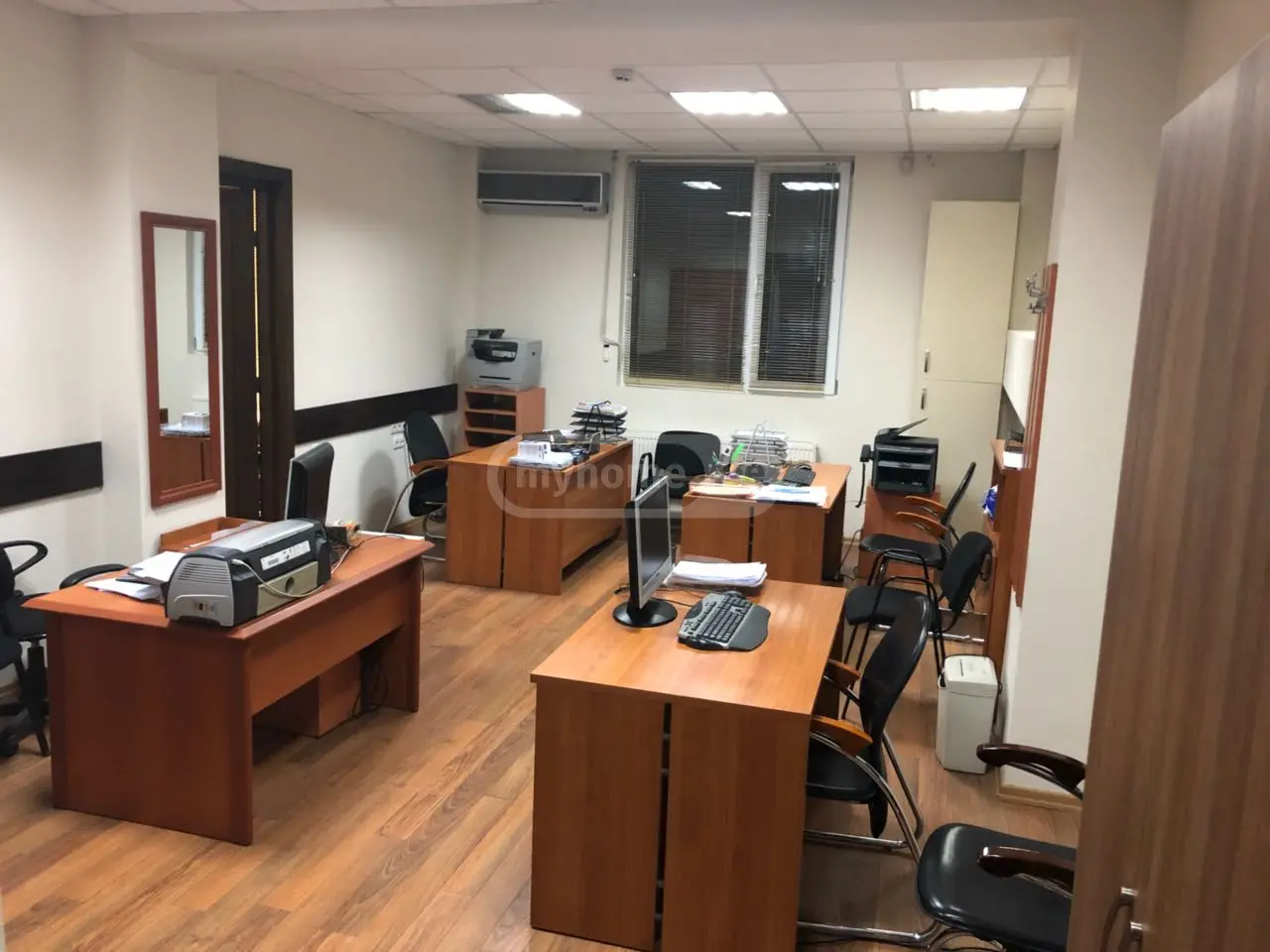  ქირავდება 120 m² ფართობის ოფისი ვაკეში  ფალიაშვილის ქუჩაზე 