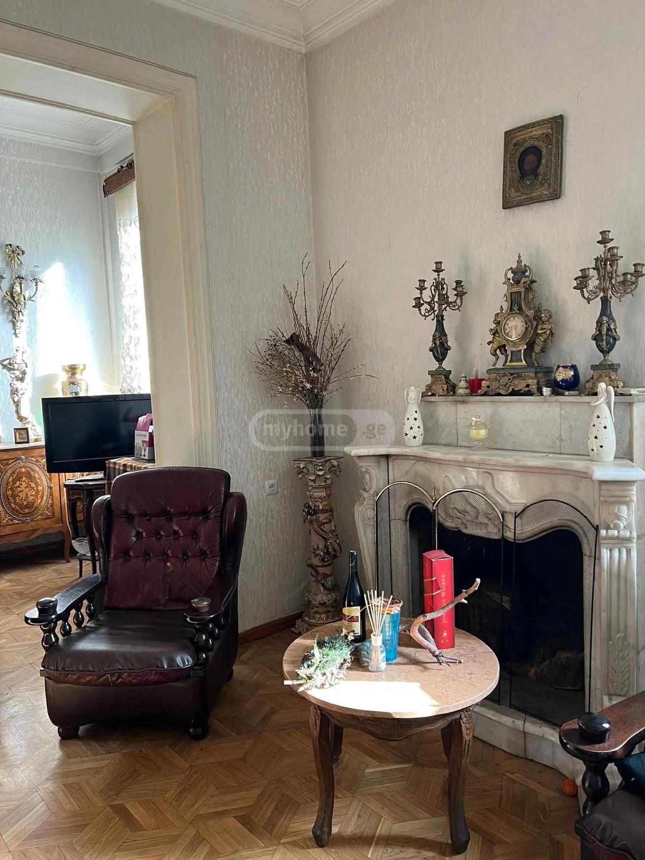  For Rent 5 room  Apartment in Mtatsminda dist. (Old Tbilisi)  in Amagleba turn 