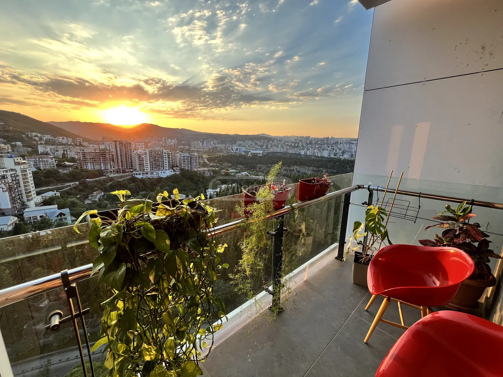  For Rent 2 room  Apartment in Vake dist.  in I. Chavchavadze Ave. 