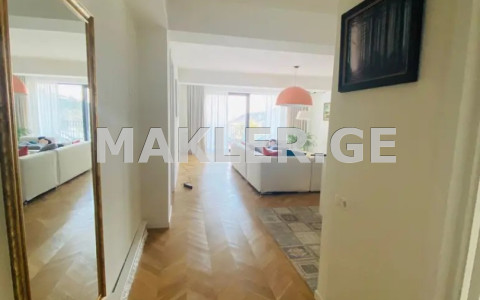  For Rent 3 room  Apartment in Mtatsminda dist. (Old Tbilisi)  in Shindisi st. 