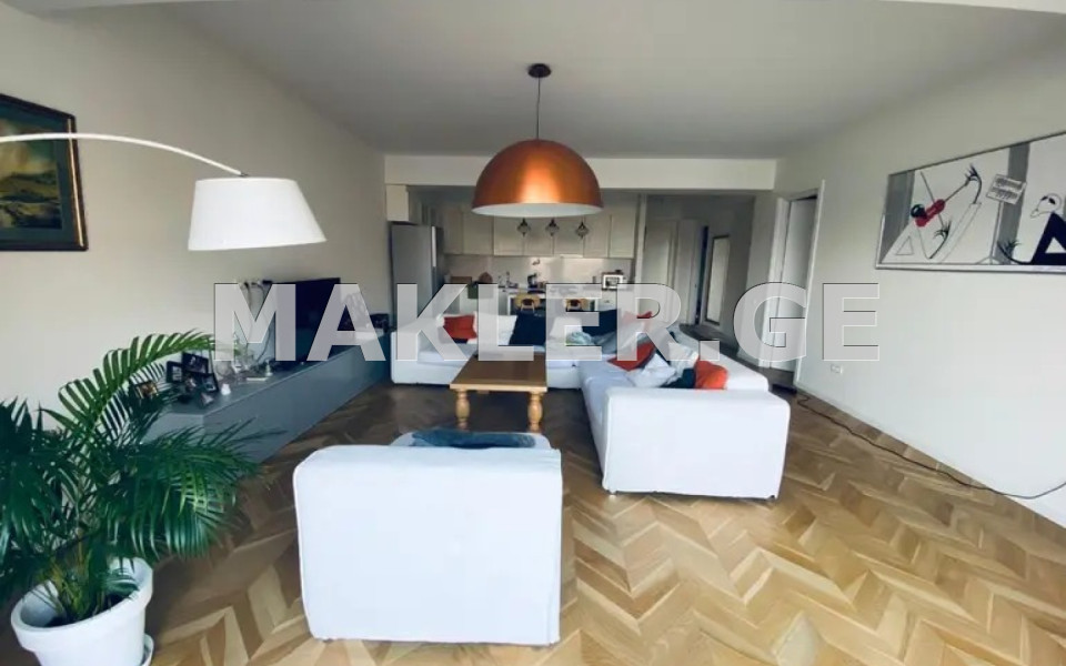  For Rent 3 room  Apartment in Mtatsminda dist. (Old Tbilisi)  in Shindisi st. 