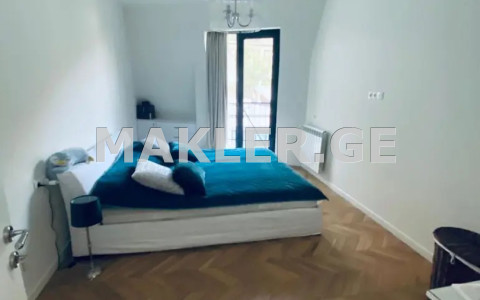 For Rent 3 room  Apartment in Mtatsminda dist. (Old Tbilisi)  in Shindisi st. 